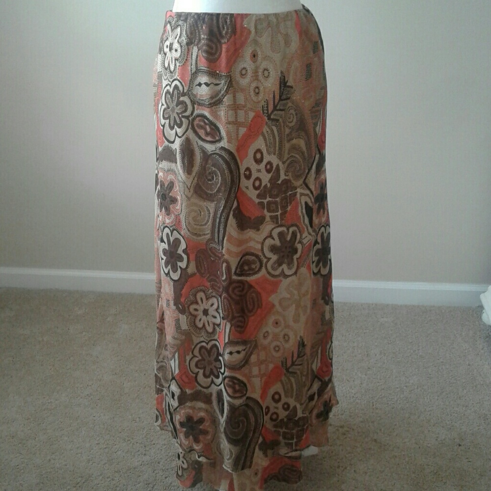 Woman's skirt, size 14/16W, by Cato